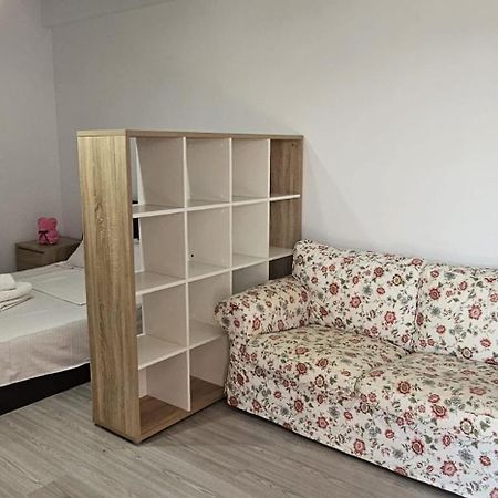Astero Apartments Premium Accomodation Ясси Екстер'єр фото