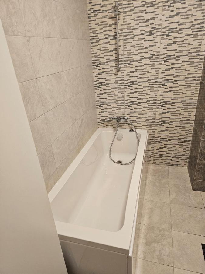 Astero Apartments Premium Accomodation Ясси Екстер'єр фото