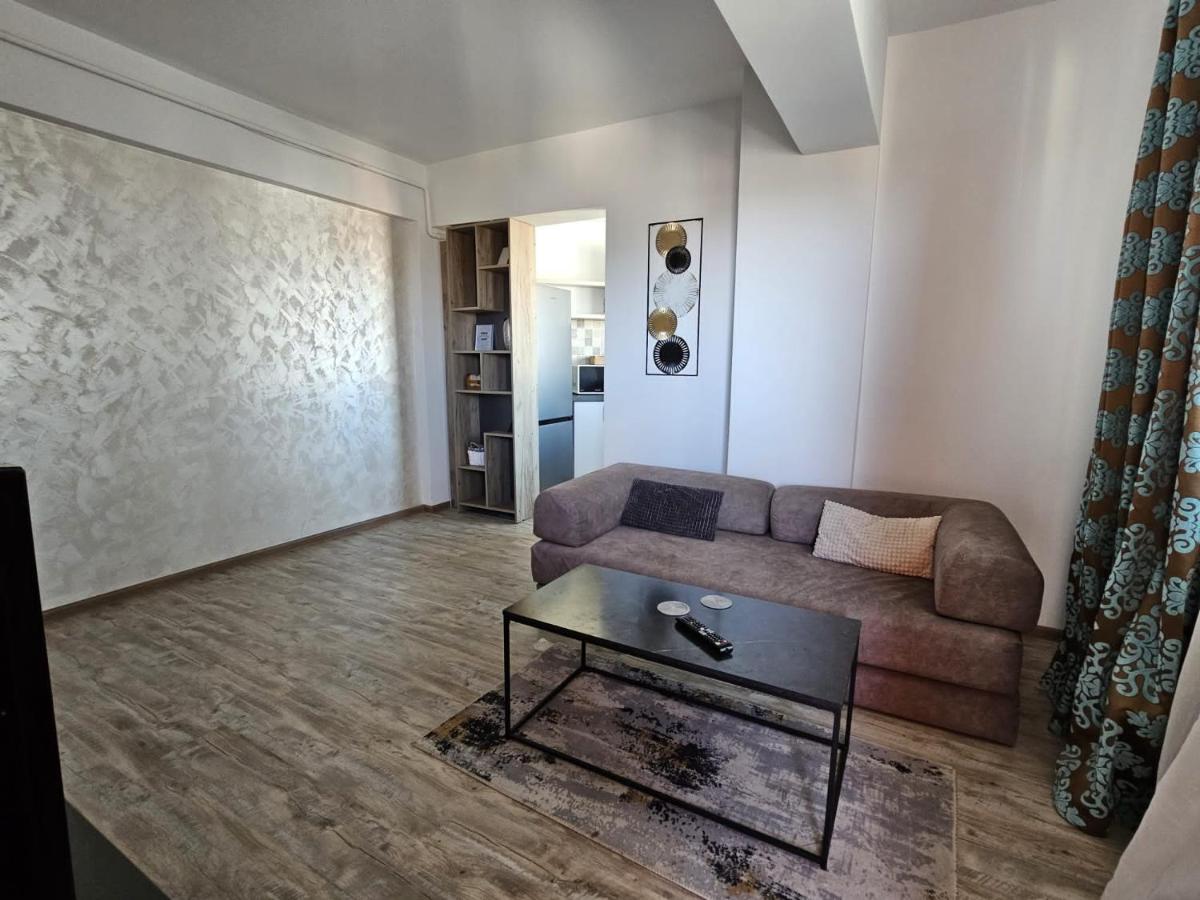 Astero Apartments Premium Accomodation Ясси Екстер'єр фото