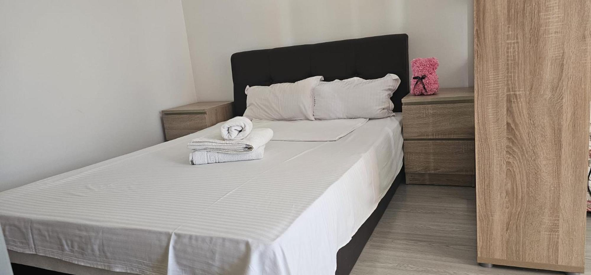 Astero Apartments Premium Accomodation Ясси Екстер'єр фото